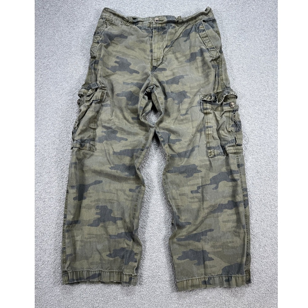 Vintage Old Navy Cargo Pants Men's 32x27 Green Camo Straight Leg Cotton Utility